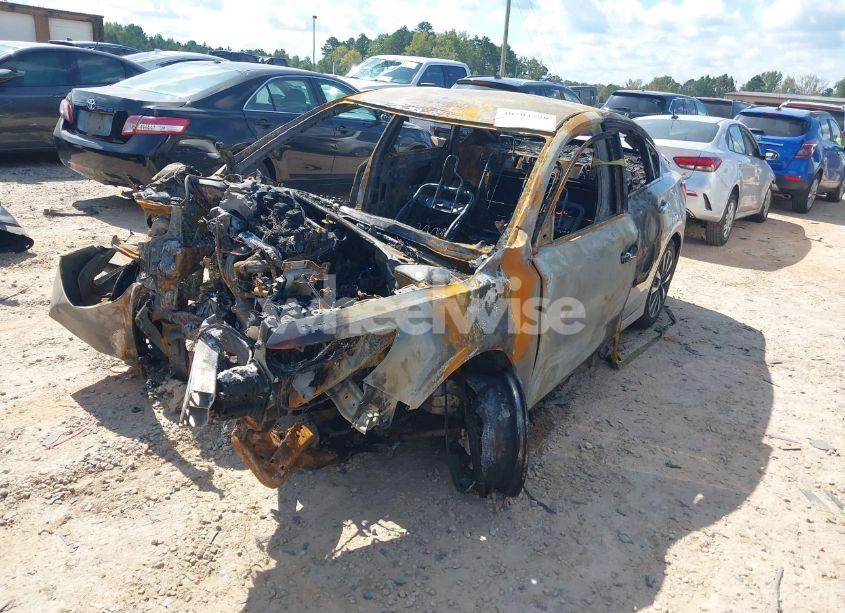 Photo 2 of 2017 Nissan Altima 2.5 SV (VIN 1N4AL3AP0HC290376)