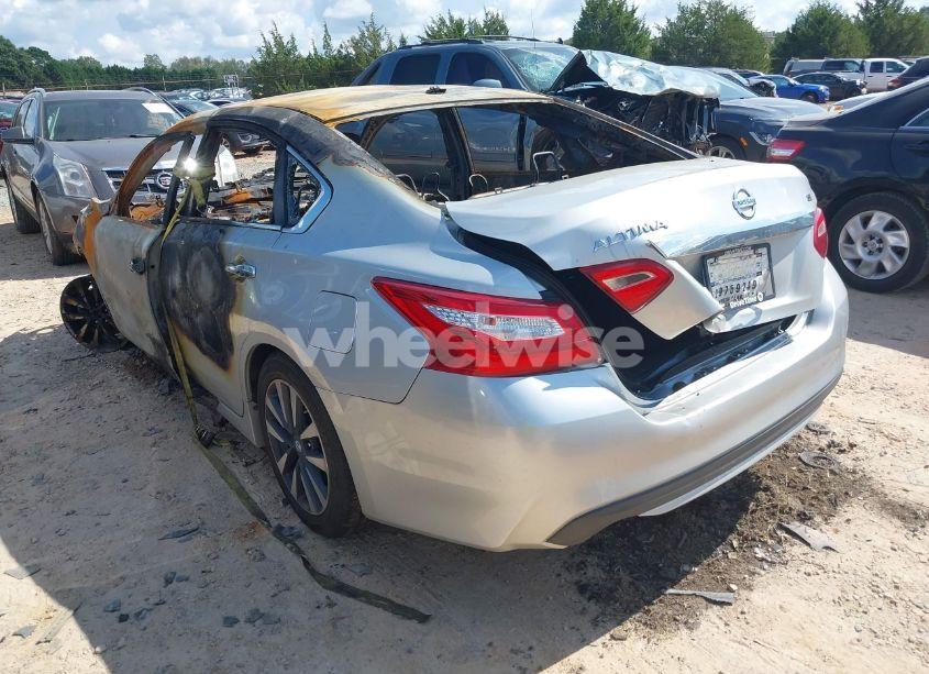 Photo 3 of 2017 Nissan Altima 2.5 SV (VIN 1N4AL3AP0HC290376)