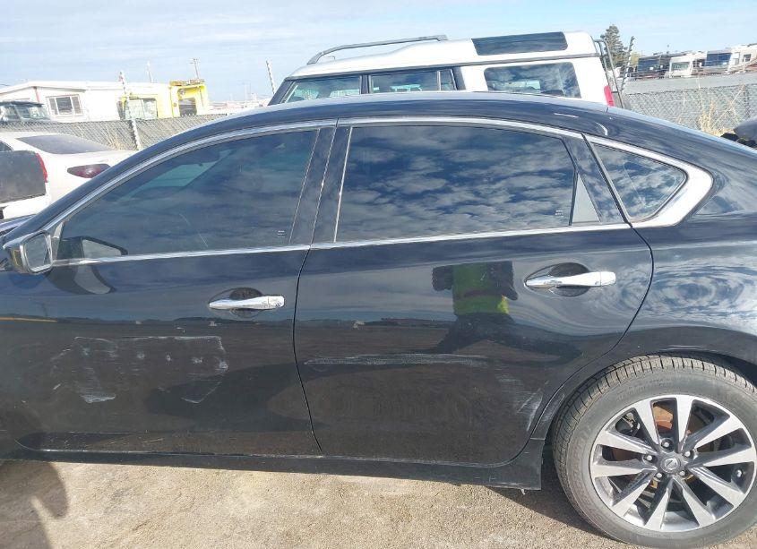 Photo 14 of 2017 Nissan Altima 2.5 SV (VIN 1N4AL3AP0HC290412)