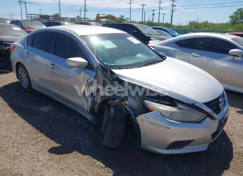 2017 Nissan Altima 2.5 S (VIN 1N4AL3AP0HC294122) main photo