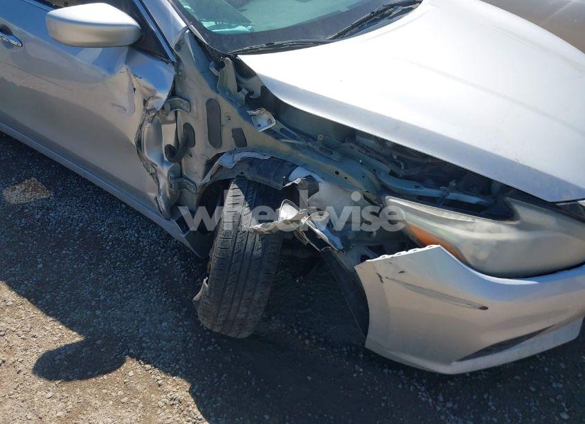 Photo 6 of 2017 Nissan Altima 2.5 S (VIN 1N4AL3AP0HC294122)