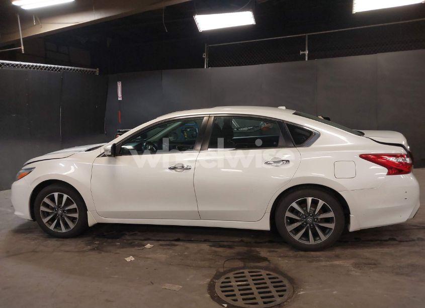 Photo 14 of 2017 Nissan Altima 2.5 SV (VIN 1N4AL3AP0HC294508)