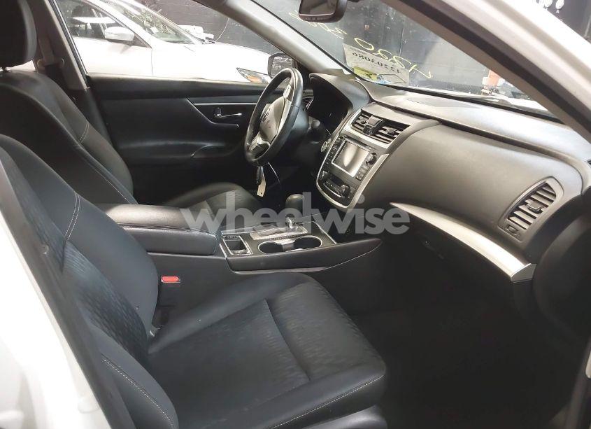 Photo 5 of 2017 Nissan Altima 2.5 SV (VIN 1N4AL3AP0HC294508)