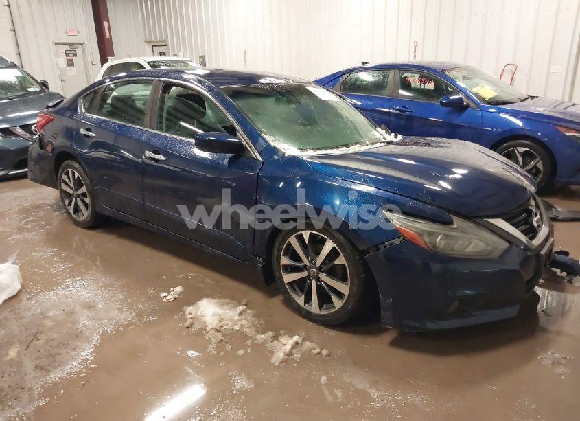 2017 Nissan Altima 2.5 SR (VIN 1N4AL3AP0HC295089) main photo