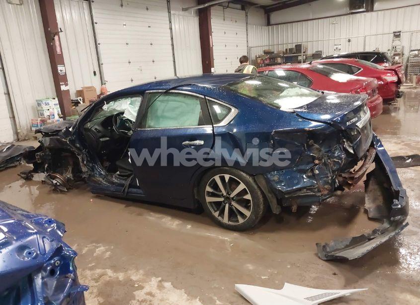 Photo 15 of 2017 Nissan Altima 2.5 SR (VIN 1N4AL3AP0HC295089)