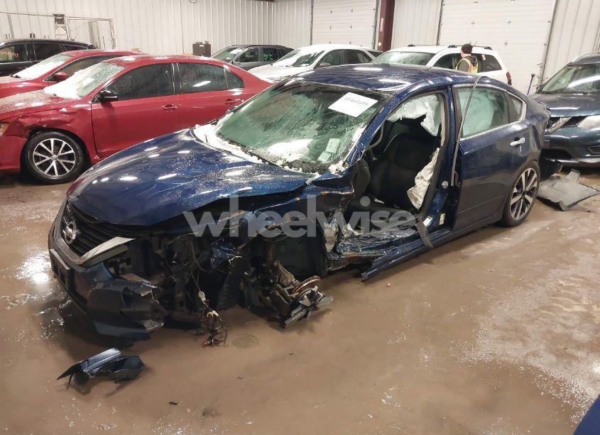 Photo 2 of 2017 Nissan Altima 2.5 SR (VIN 1N4AL3AP0HC295089)