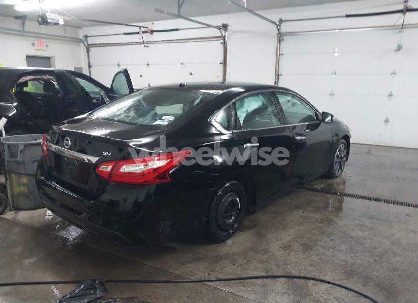 Photo 4 of 2017 Nissan Altima 2.5 SV (VIN 1N4AL3AP0HC298249)
