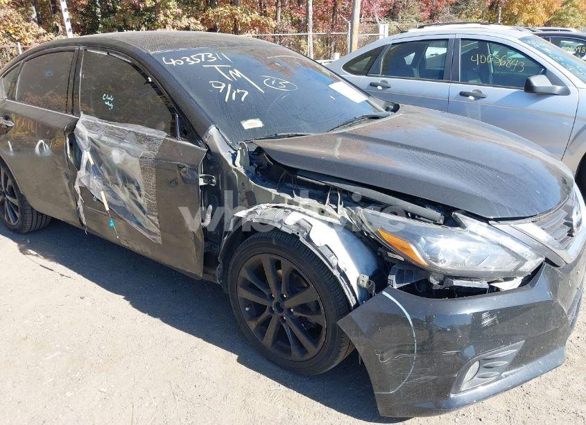 Photo 6 of 2017 Nissan Altima 2.5 SR (VIN 1N4AL3AP0HC483269)