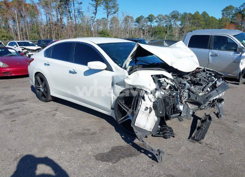 2017 Nissan Altima 2.5 SR (VIN 1N4AL3AP0HC483661) main photo