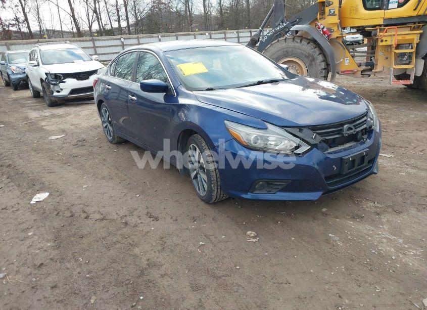 2017 Nissan Altima 2.5 SR (VIN 1N4AL3AP0HC487791) main photo