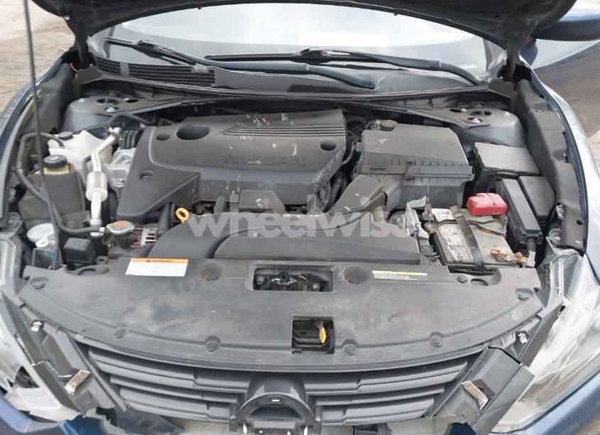 Photo 10 of 2017 Nissan Altima 2.5 SR (VIN 1N4AL3AP0HC487791)