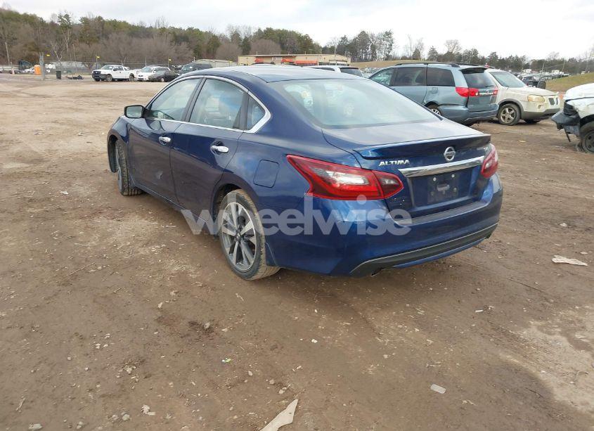 Photo 3 of 2017 Nissan Altima 2.5 SR (VIN 1N4AL3AP0HC487791)