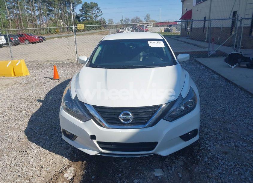 Photo 13 of 2017 Nissan Altima 2.5 SR (VIN 1N4AL3AP0HC492795)
