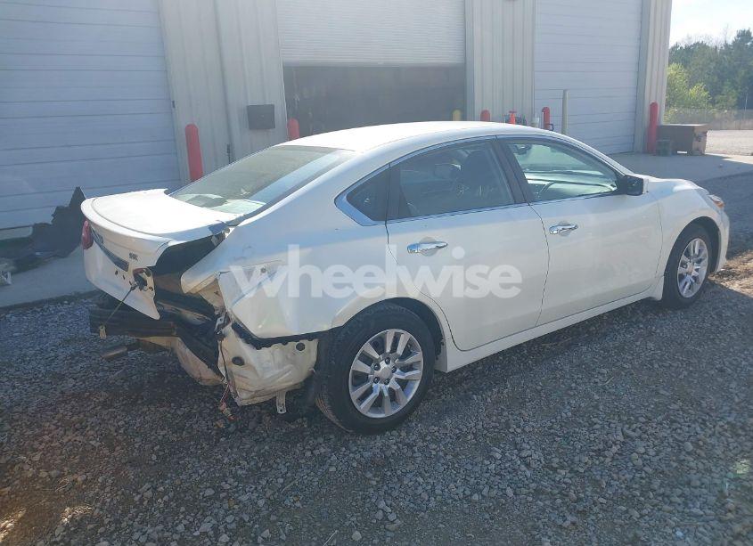 Photo 4 of 2017 Nissan Altima 2.5 SR (VIN 1N4AL3AP0HC492795)