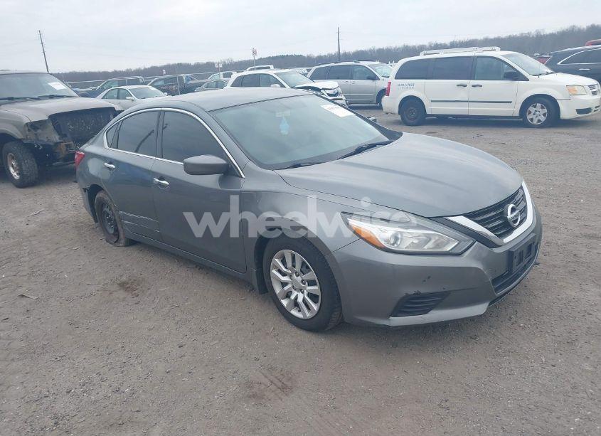 2017 Nissan Altima 2.5 S (VIN 1N4AL3AP0HC498094) main photo