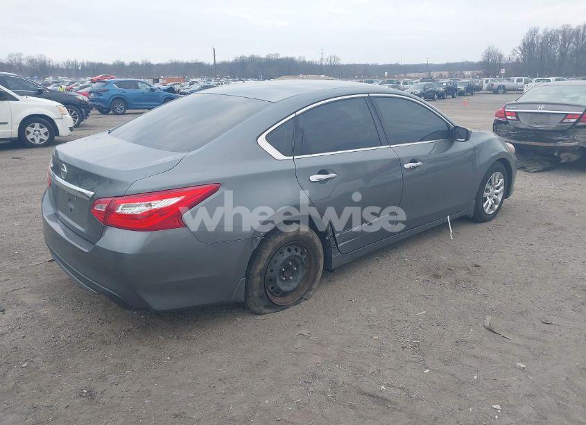 Photo 4 of 2017 Nissan Altima 2.5 S (VIN 1N4AL3AP0HC498094)