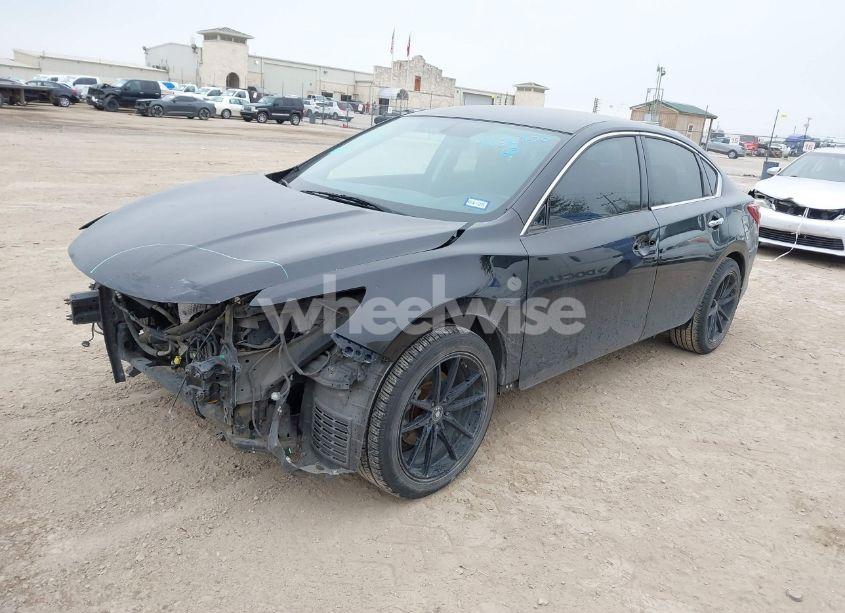 Photo 2 of 2017 Nissan Altima 2.5 SR (VIN 1N4AL3AP0HN309352)