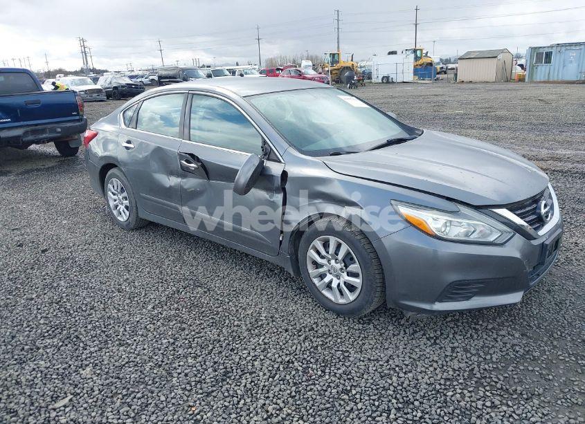 2017 Nissan Altima 2.5 S (VIN 1N4AL3AP0HN313305) main photo