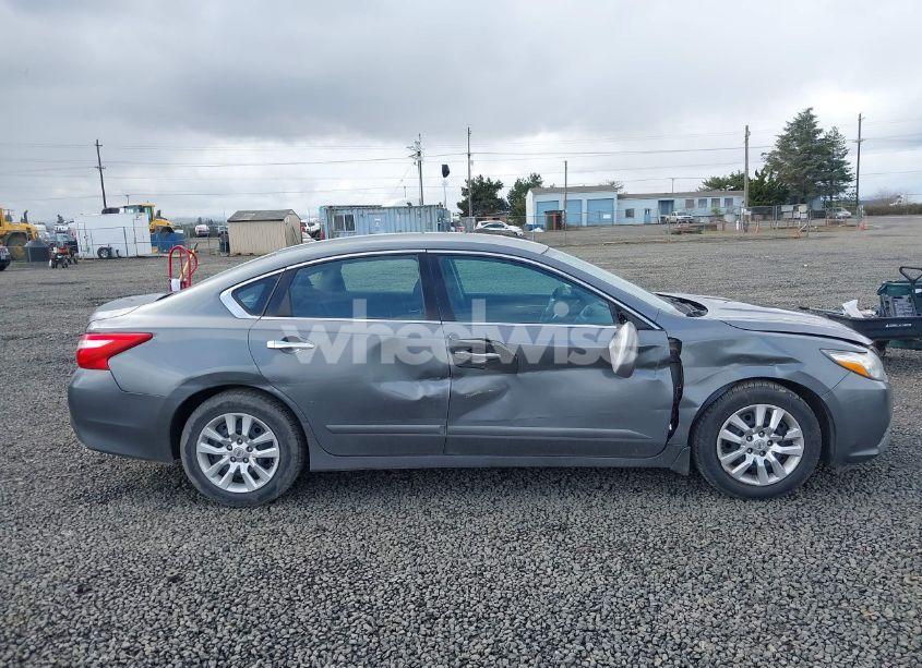 Photo 13 of 2017 Nissan Altima 2.5 S (VIN 1N4AL3AP0HN313305)