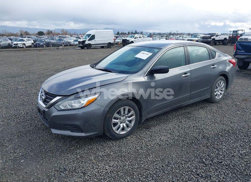 Photo 2 of 2017 Nissan Altima 2.5 S (VIN 1N4AL3AP0HN313305)