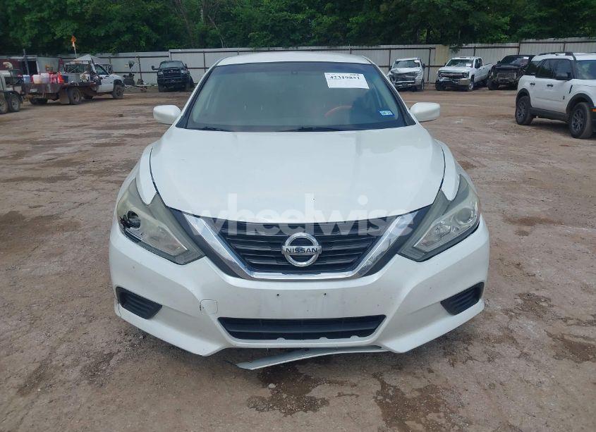 Photo 12 of 2017 Nissan Altima 2.5 S (VIN 1N4AL3AP0HN320092)