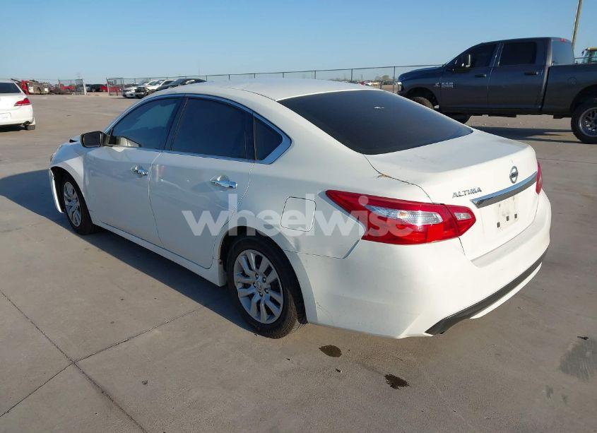 Photo 3 of 2017 Nissan Altima 2.5 S (VIN 1N4AL3AP0HN330699)