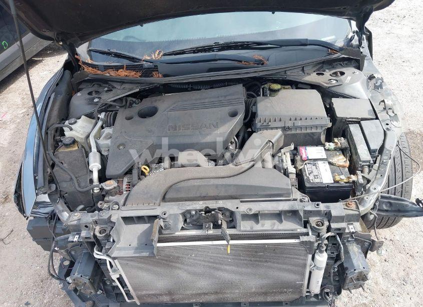 Photo 10 of 2017 Nissan Altima 2.5 S (VIN 1N4AL3AP0HN347616)