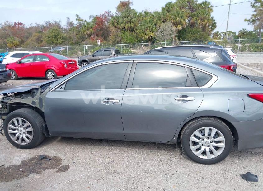 Photo 15 of 2017 Nissan Altima 2.5 S (VIN 1N4AL3AP0HN347616)