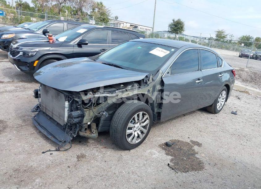 Photo 2 of 2017 Nissan Altima 2.5 S (VIN 1N4AL3AP0HN347616)