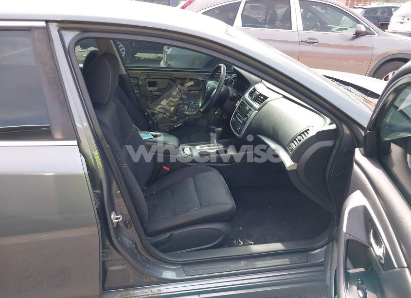 Photo 5 of 2017 Nissan Altima 2.5 S (VIN 1N4AL3AP0HN347616)