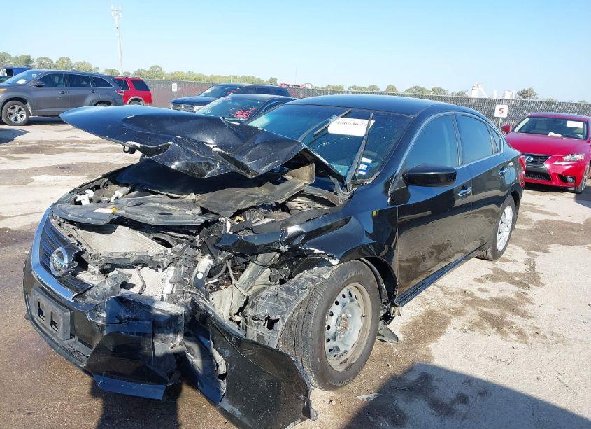 Photo 2 of 2017 Nissan Altima 2.5 S (VIN 1N4AL3AP0HN354680)