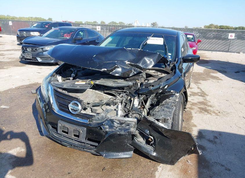 Photo 6 of 2017 Nissan Altima 2.5 S (VIN 1N4AL3AP0HN354680)