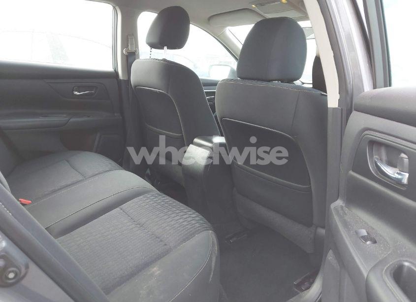 Photo 8 of 2017 Nissan Altima 2.5 S (VIN 1N4AL3AP0HN365582)