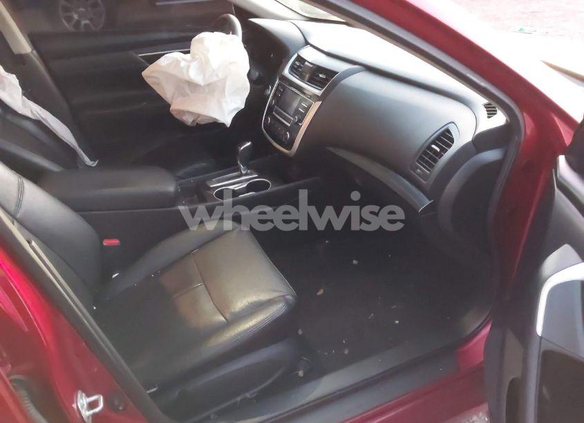 Photo 5 of 2018 Nissan Altima 2.5 SR (VIN 1N4AL3AP0JC110206)