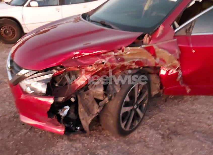 Photo 6 of 2018 Nissan Altima 2.5 SR (VIN 1N4AL3AP0JC110206)