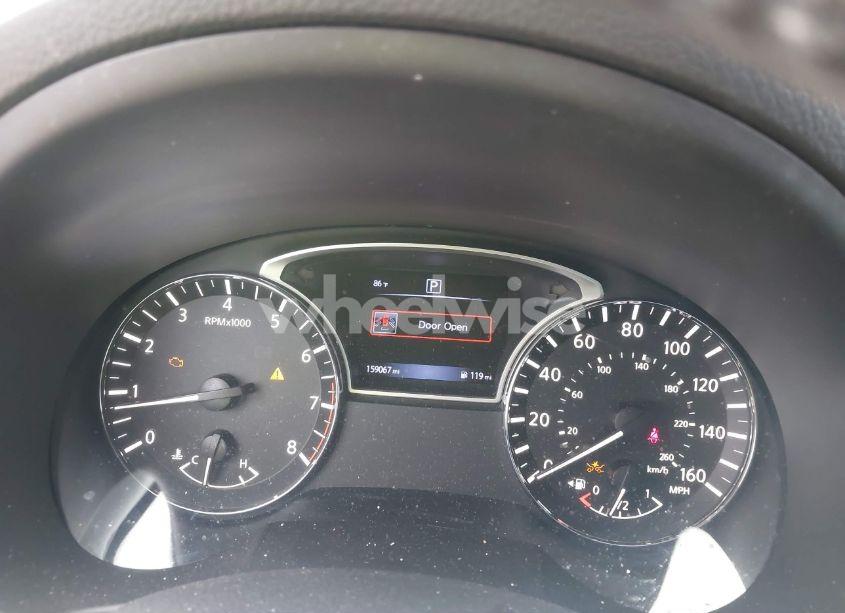 Photo 7 of 2018 Nissan Altima 2.5 SR (VIN 1N4AL3AP0JC147014)