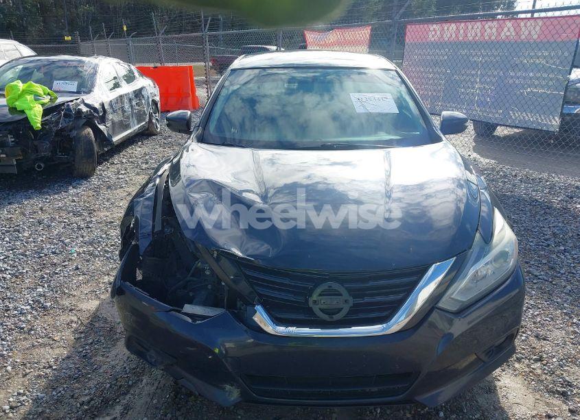 Photo 12 of 2018 Nissan Altima 2.5 SL (VIN 1N4AL3AP0JC147627)