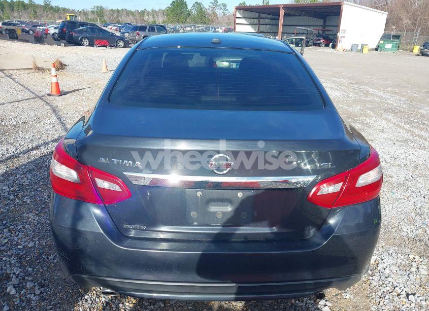 Photo 16 of 2018 Nissan Altima 2.5 SL (VIN 1N4AL3AP0JC147627)