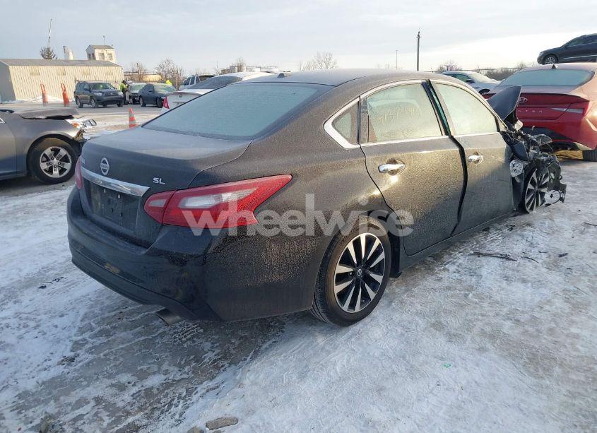Photo 4 of 2018 Nissan Altima 2.5 SL (VIN 1N4AL3AP0JC158224)
