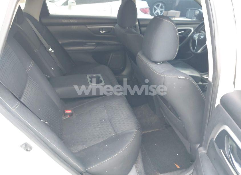 Photo 8 of 2018 Nissan Altima 2.5 SV (VIN 1N4AL3AP0JC161172)