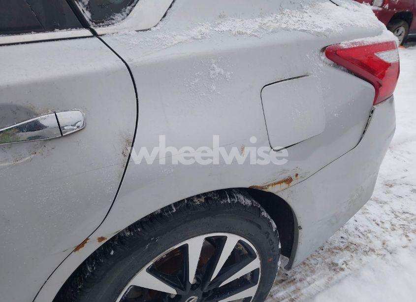 Photo 19 of 2018 Nissan Altima 2.5 SL (VIN 1N4AL3AP0JC167814)