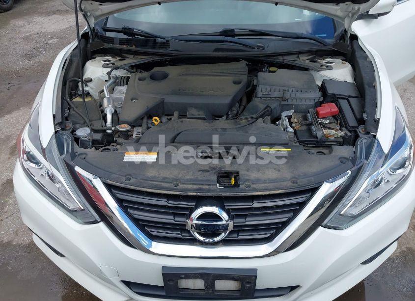 Photo 10 of 2018 Nissan Altima 2.5 SL (VIN 1N4AL3AP0JC169482)