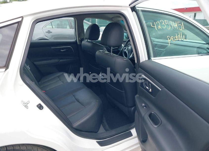 Photo 8 of 2018 Nissan Altima 2.5 SL (VIN 1N4AL3AP0JC169482)