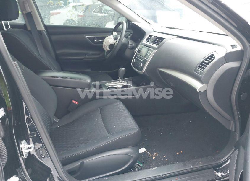 Photo 5 of 2018 Nissan Altima 2.5 S (VIN 1N4AL3AP0JC186122)