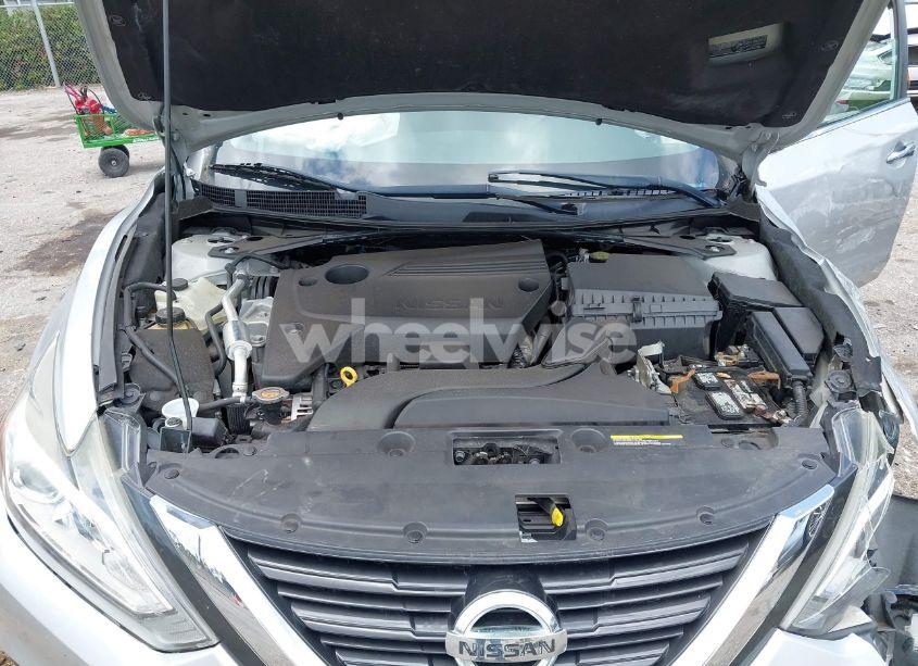 Photo 10 of 2018 Nissan Altima 2.5 SV (VIN 1N4AL3AP0JC188288)