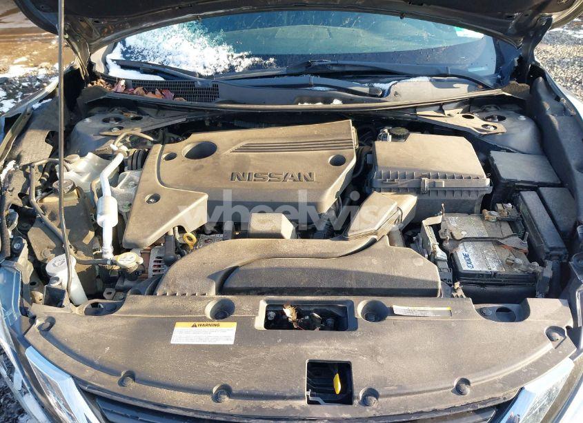 Photo 10 of 2018 Nissan Altima 2.5 S (VIN 1N4AL3AP0JC196729)