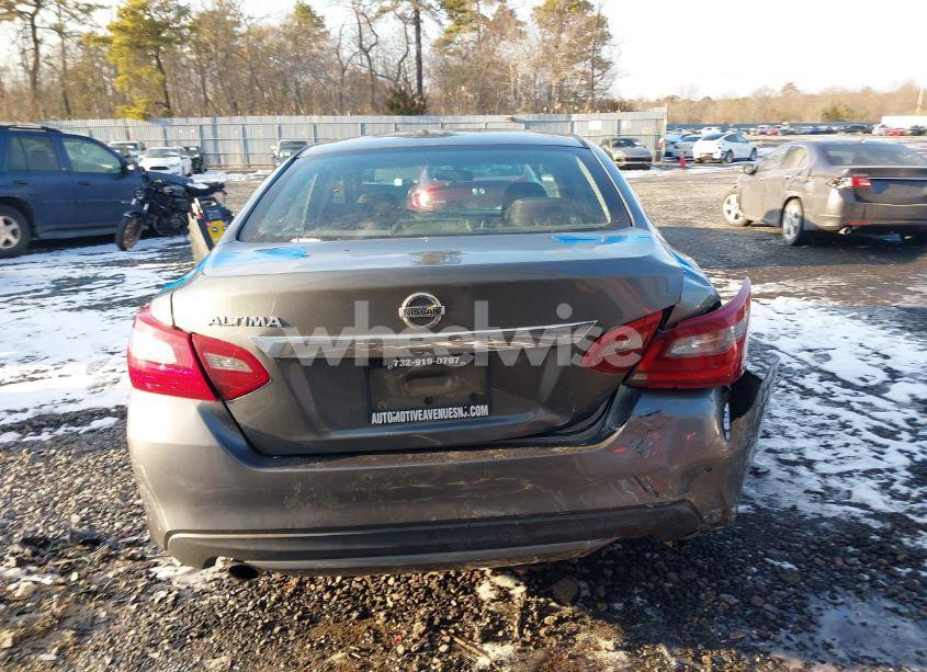 Photo 16 of 2018 Nissan Altima 2.5 S (VIN 1N4AL3AP0JC196729)