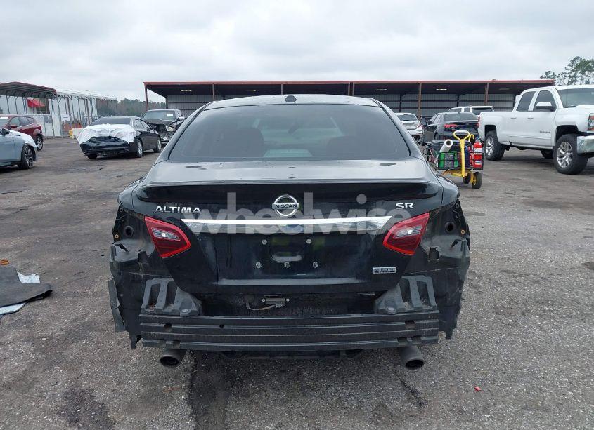 Photo 17 of 2018 Nissan Altima 2.5 SR (VIN 1N4AL3AP0JC200178)