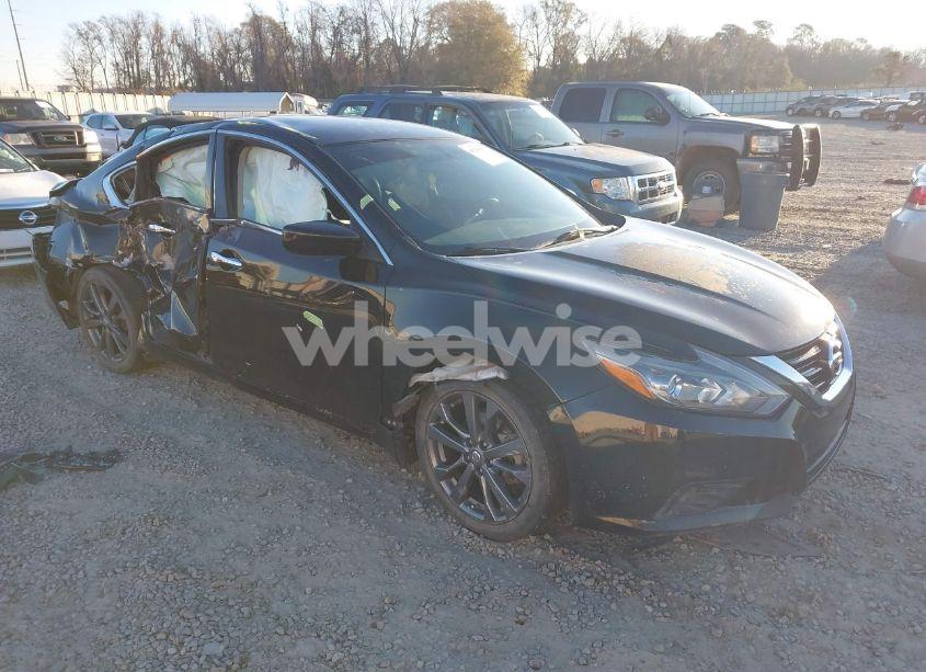 2018 Nissan Altima 2.5 SR (VIN 1N4AL3AP0JC206319) main photo