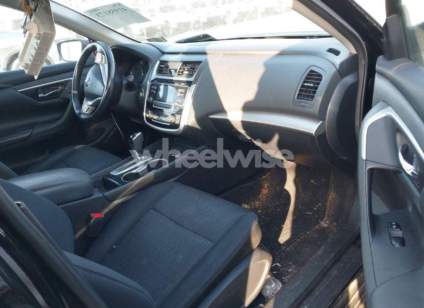 Photo 5 of 2018 Nissan Altima 2.5 SV (VIN 1N4AL3AP0JC209978)